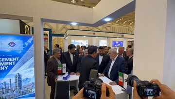 بازدید وزیر نیرو از غرفه سیتا؛ تشریح اقدامات شرکتهای تابعه برای مدیریت ناترازی انرژی