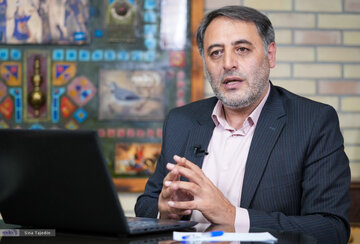موتور پنهان جهش تورم در اقتصاد ایران / «نفت دیگر ملی نیست، حتی دولتی هم نیست» / ماشین اقتصاد ایران «چپ» کرده است