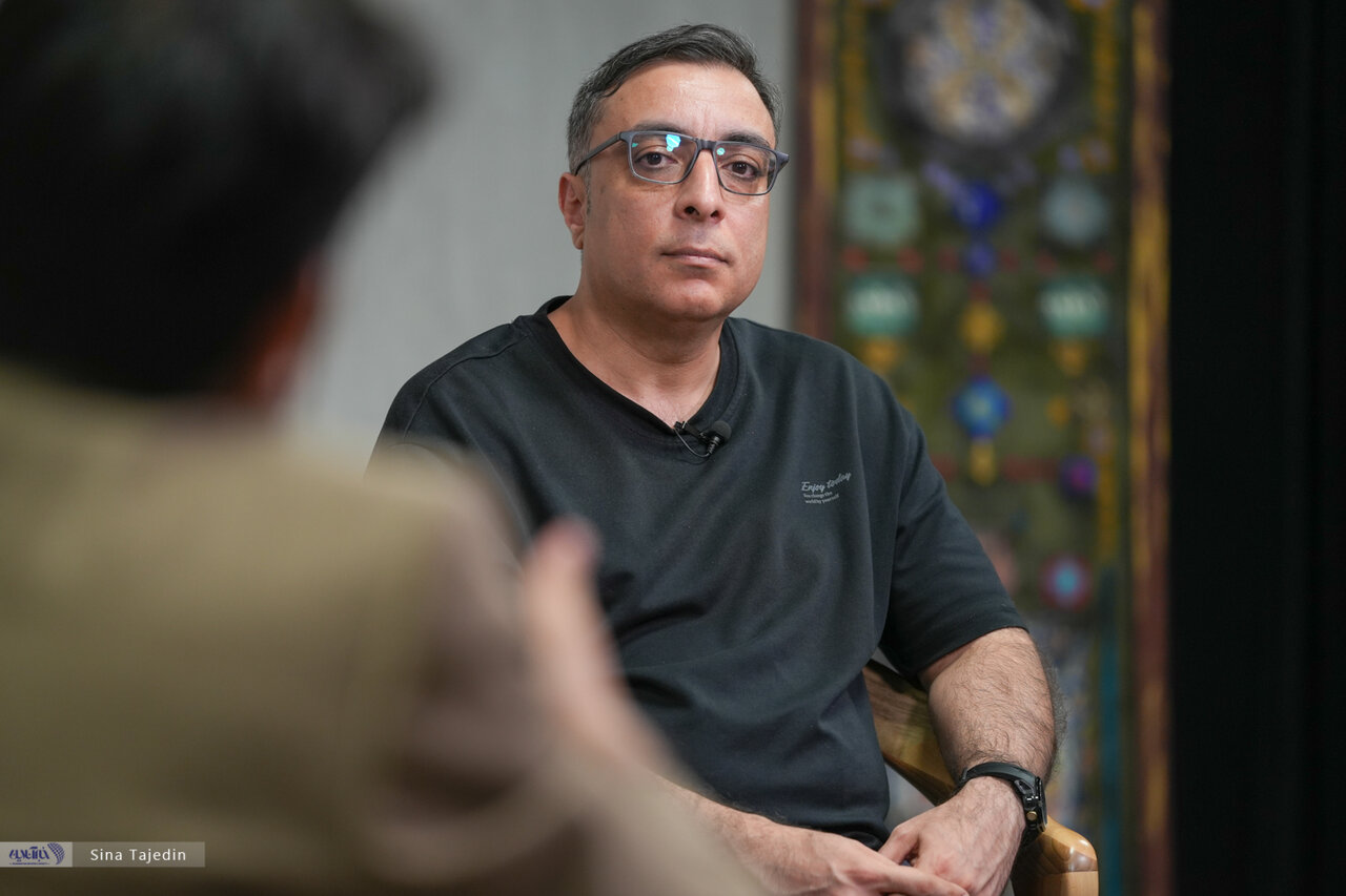 وحید فرید: اختلال همزمان چند فیلترشکن میتواند نشانه تغییر در شرایط شبکه باشد / کیفیت اینترنت روزانه و ساعتی تغییر میکند